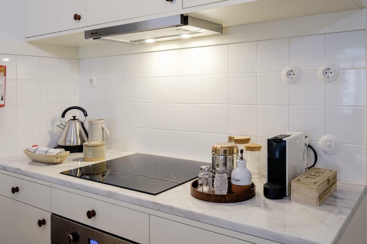 Boutique Rentals-Flores Plaza In City Historical Center ポルト エクステリア 写真