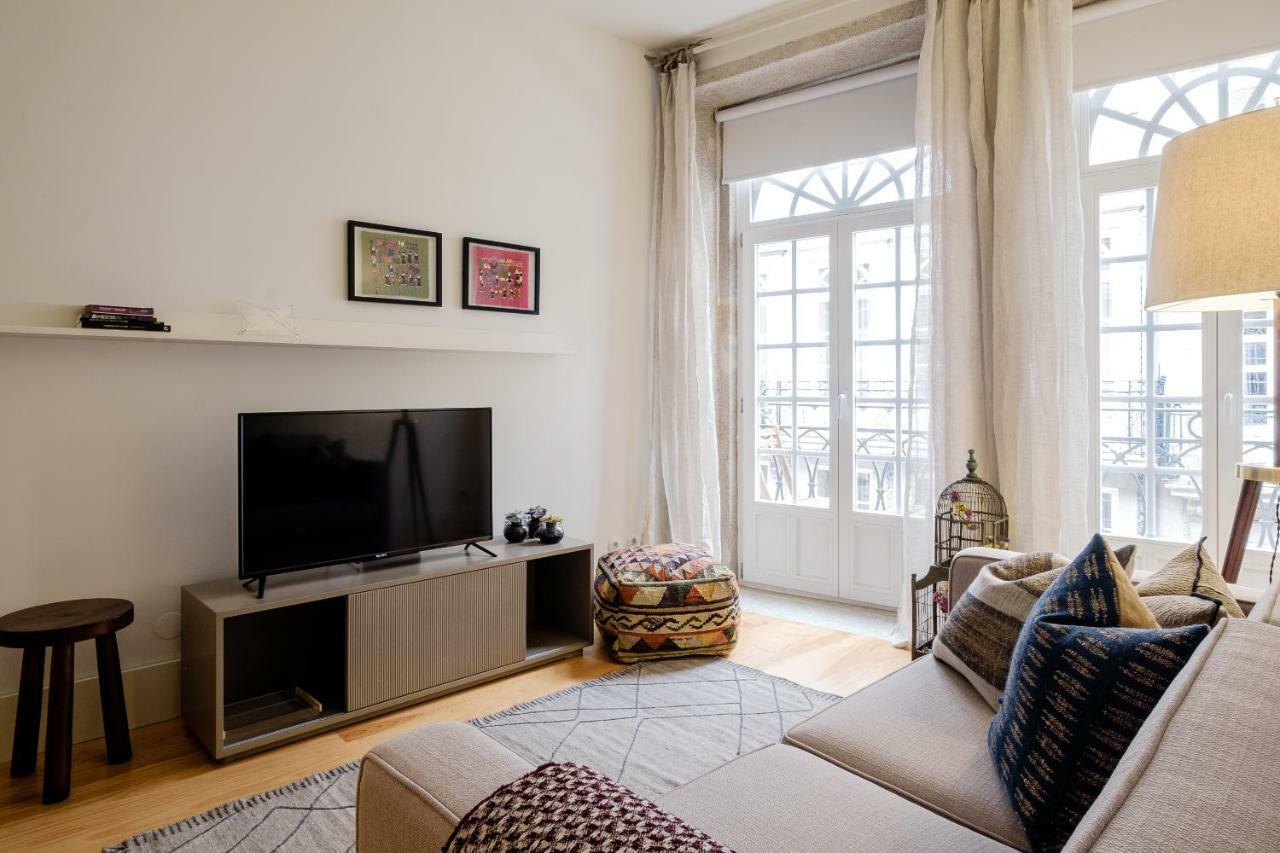 Boutique Rentals-Flores Plaza In City Historical Center ポルト エクステリア 写真