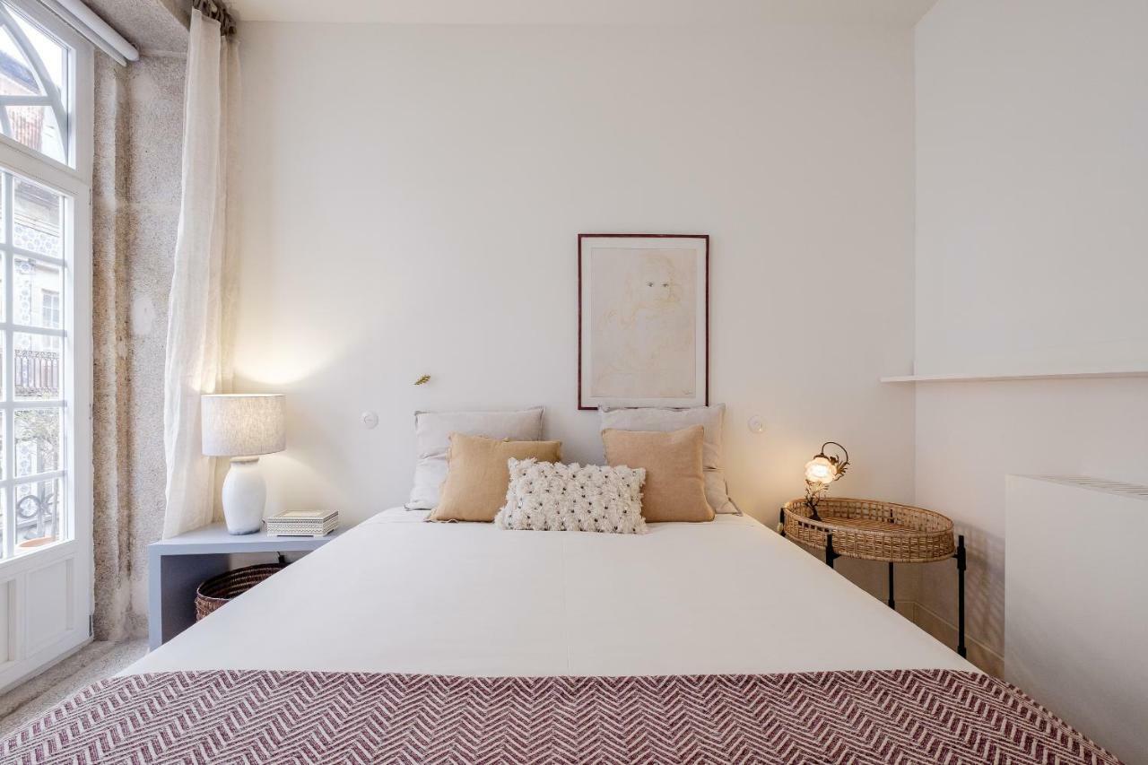 Boutique Rentals-Flores Plaza In City Historical Center ポルト エクステリア 写真