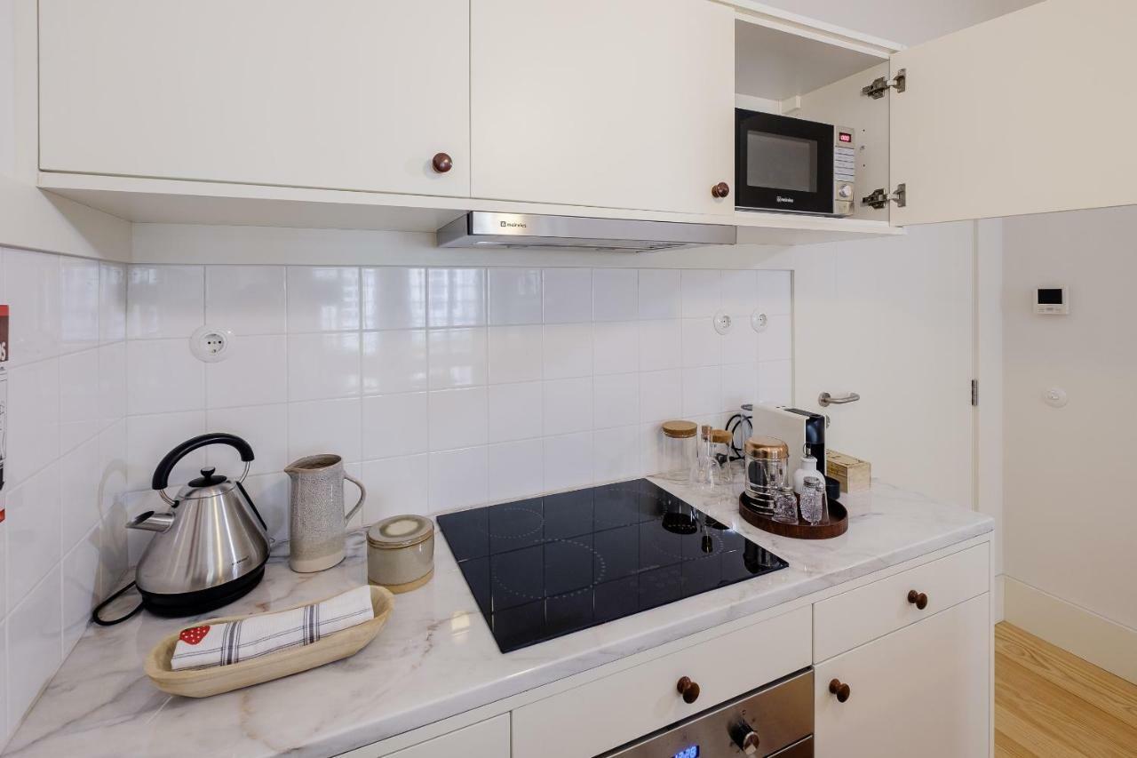 Boutique Rentals-Flores Plaza In City Historical Center ポルト エクステリア 写真