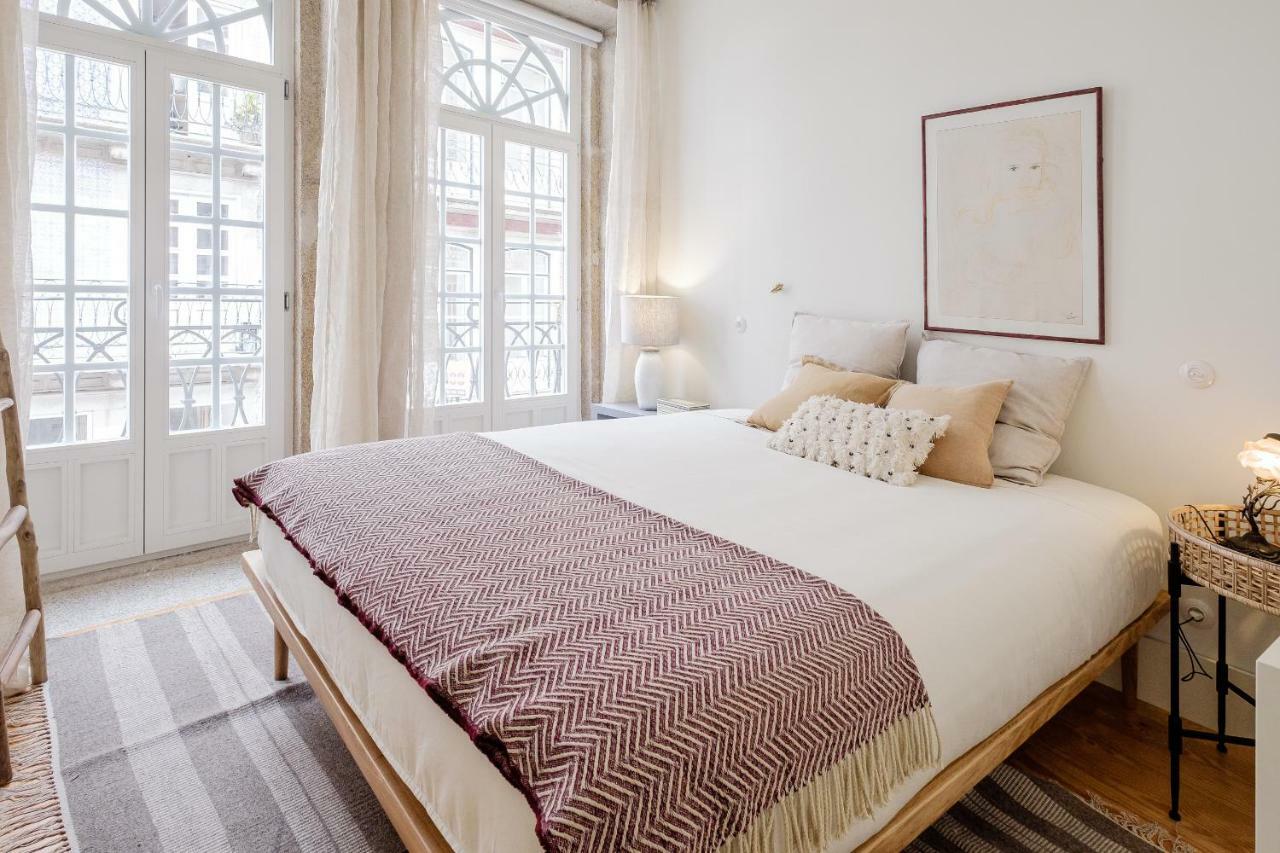 Boutique Rentals-Flores Plaza In City Historical Center ポルト エクステリア 写真